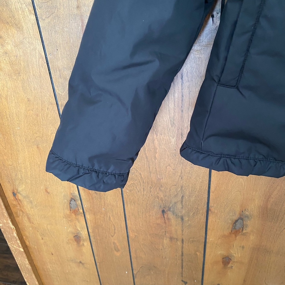Women's Black Short Puffer Jacket with Stand Collar - Picture 5 of 9